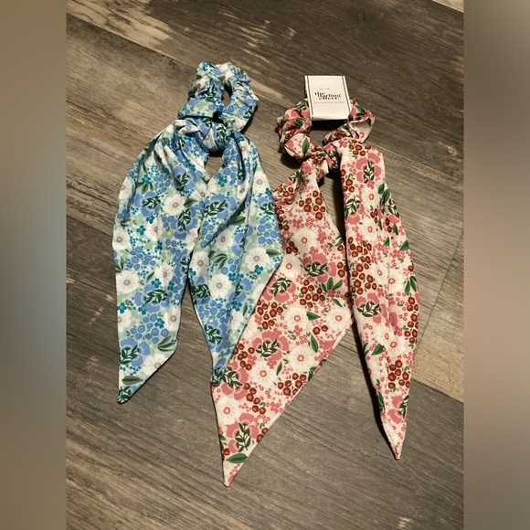 The Darling Effect Accessories - The Darling Effect Hair Scarves/ Scrunchies